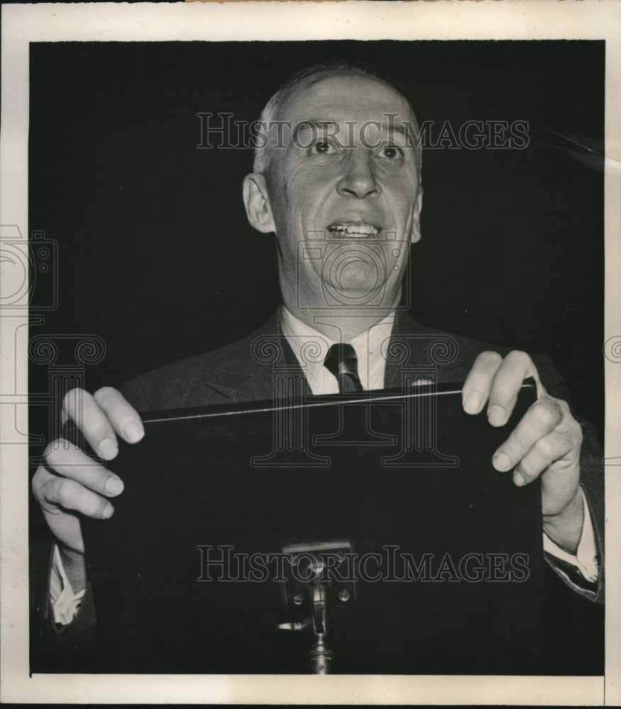 1940 Press Photo Joseph Wells during Reciprocal trade hearing in Washington DC - Historic Images