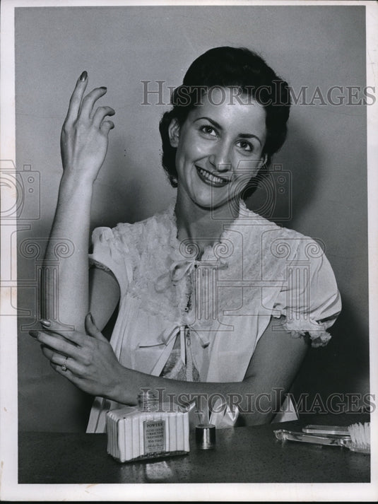 1956 softening elbows-Historic Images