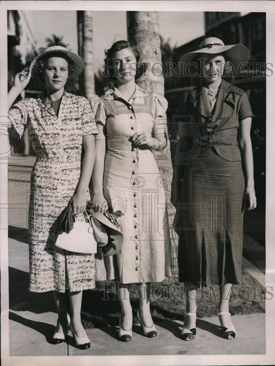 1937 Press Photo Members of the Winter Colony at the Sea Spray Club. Palm Beach - Historic Images