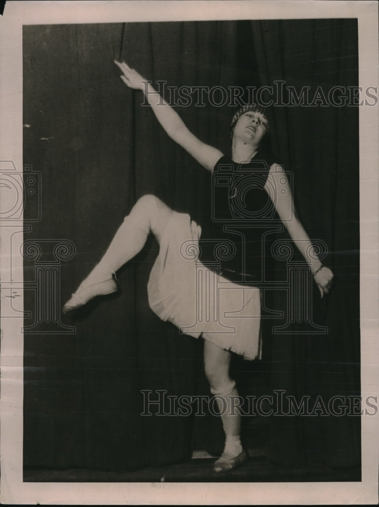 1923 Press Photo Hon. Lois Sturt Society in London&#39;s new Play Mrs. Edith Kelly G - Historic Images
