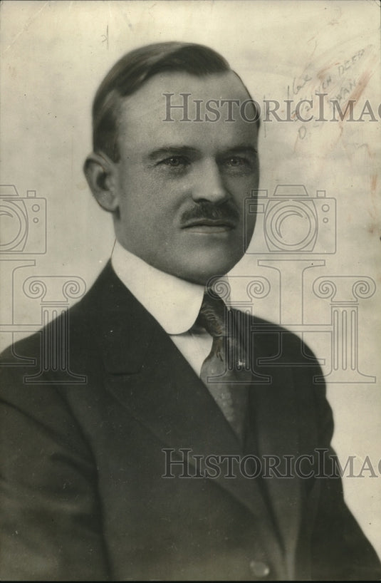 1921 Press Photo HP Gillete of Dearborn Street Chicago - nec35853 - Historic Images