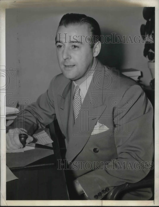 1942 Press Photo Rep. Warren C. Magnuson Talks of Japan & Russia at War - Historic Images