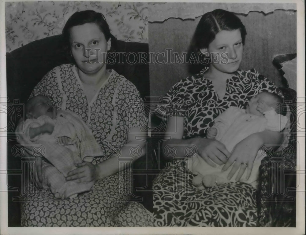 1937 Press Photo Mrs. Rosco Girard with Daughter Mrs. Frank Meehan with Babies - Historic Images