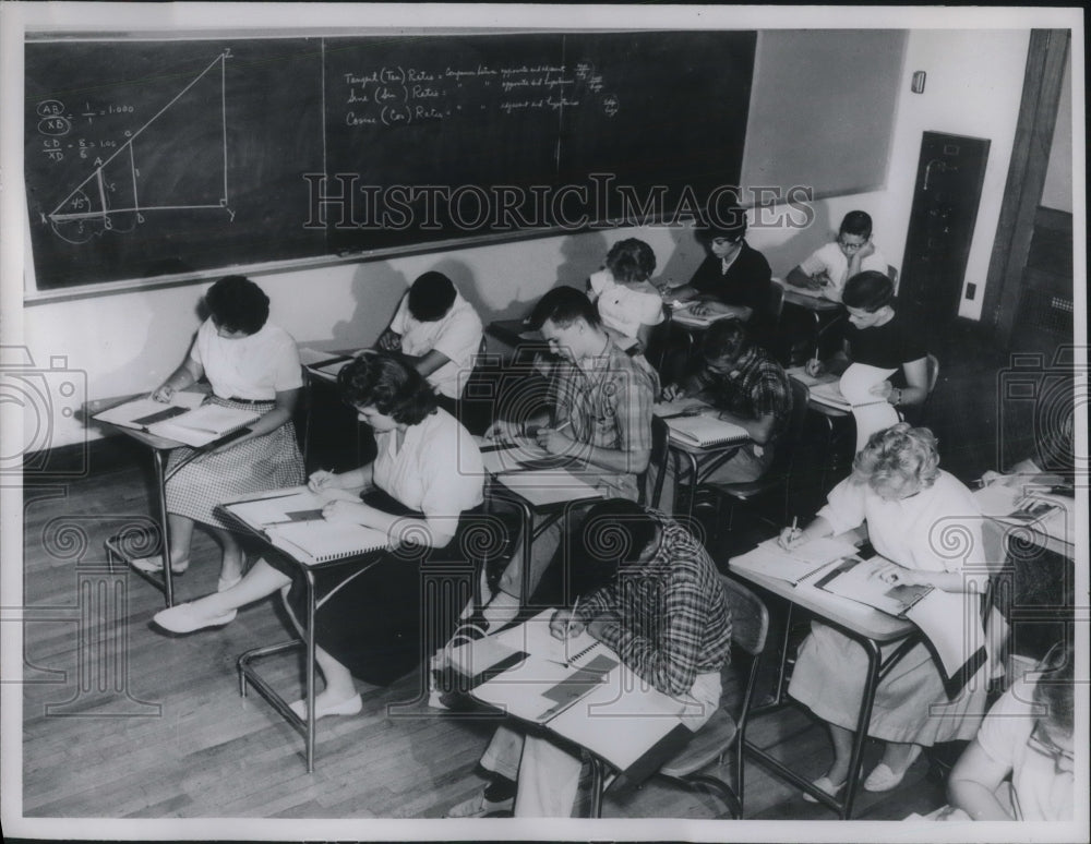 1962 Press Photo Student worked in a programmed course. - nec36769 - Historic Images