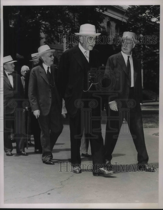 1938 Press Photo J.P. Morgan (Left) in the academic procession - Historic Images