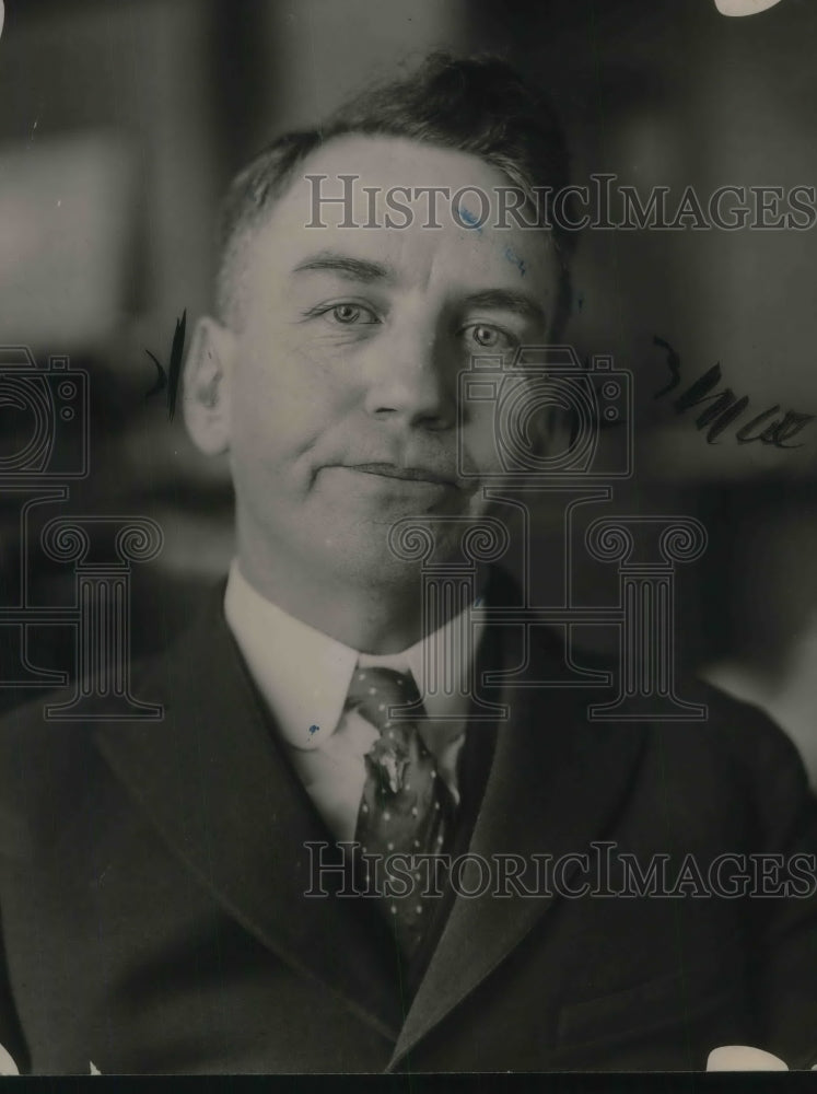 1923 John L Considino Prohibition Case with Mrs Warburton - Historic Images