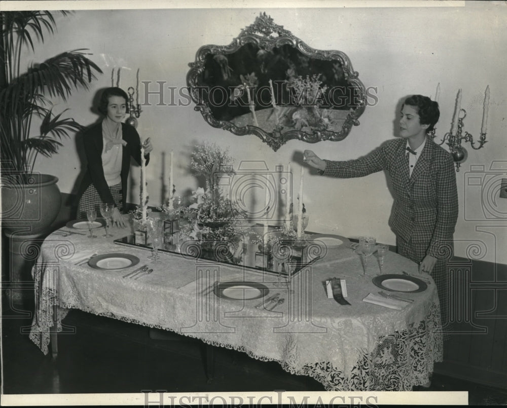 1937 Press Photo Pollyuy Wilbeck and Dorothy Jackson at the prize winning table. - Historic Images