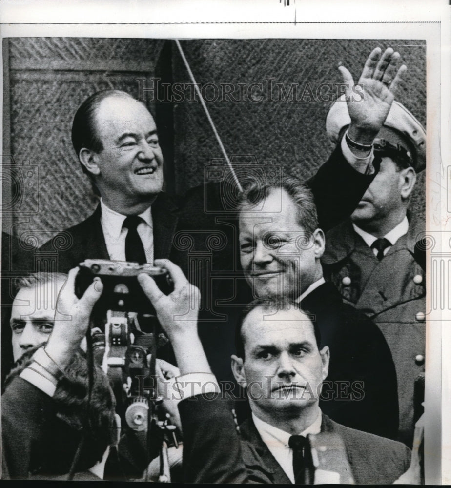 1967 Vice President Hubert Humphrey Waves To Welcoming Crowd - Historic Images