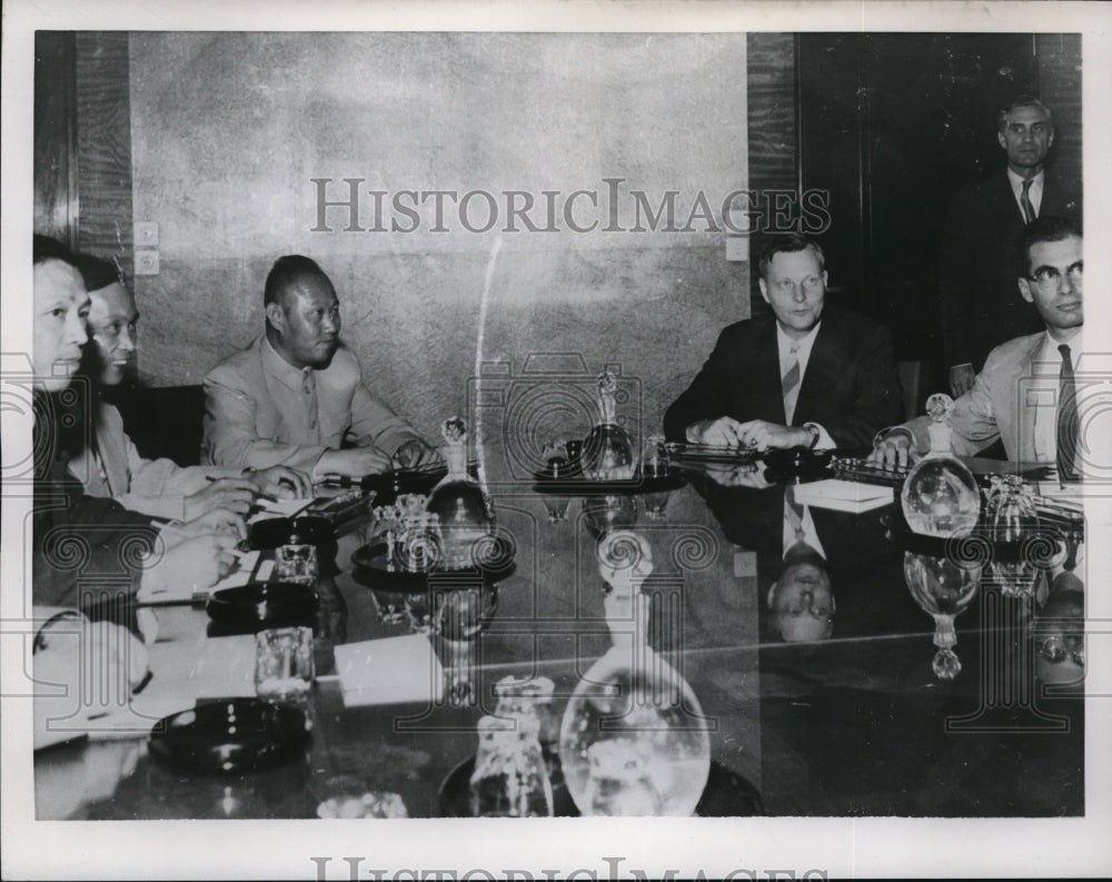 1958 Red China envoy to Poland Wang Ping Nam (3rd from left) - Historic Images