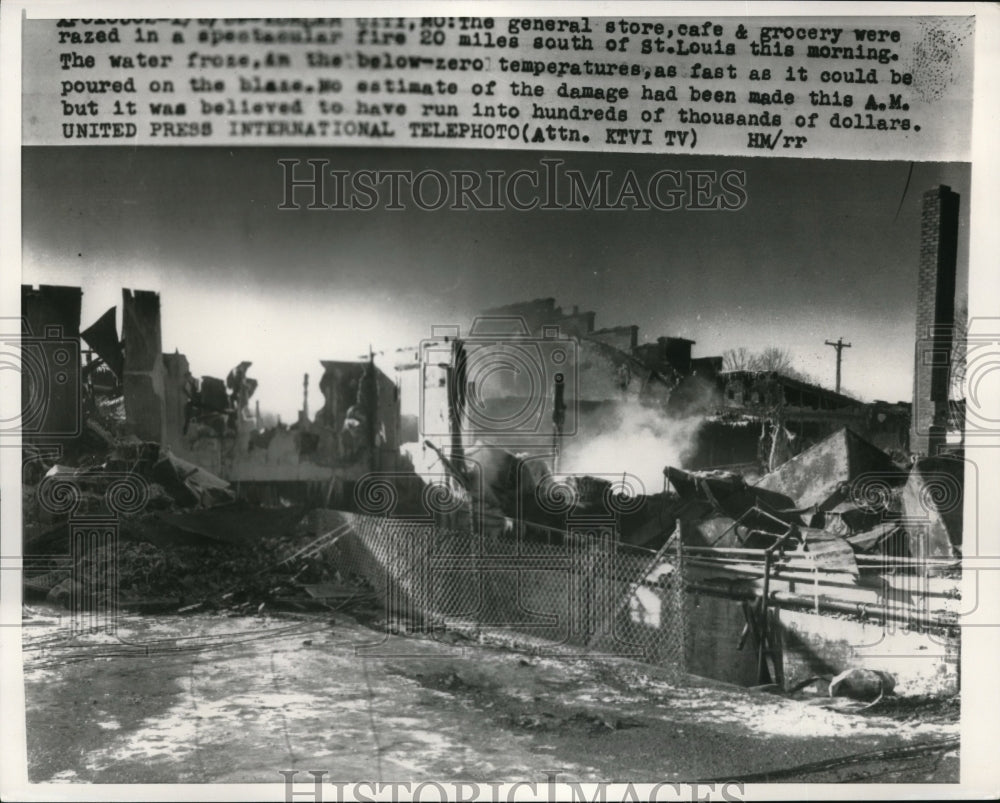 1959 Press Photo St Louis Missouri Fire Damage Shown In Winter Time - Historic Images