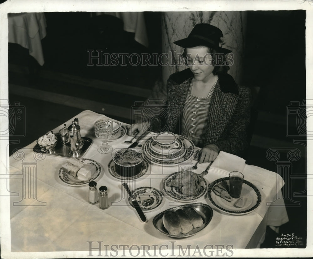 1939 Press Photo luncheon as served by Morris Mills, Inc. during A.L. meeting - Historic Images