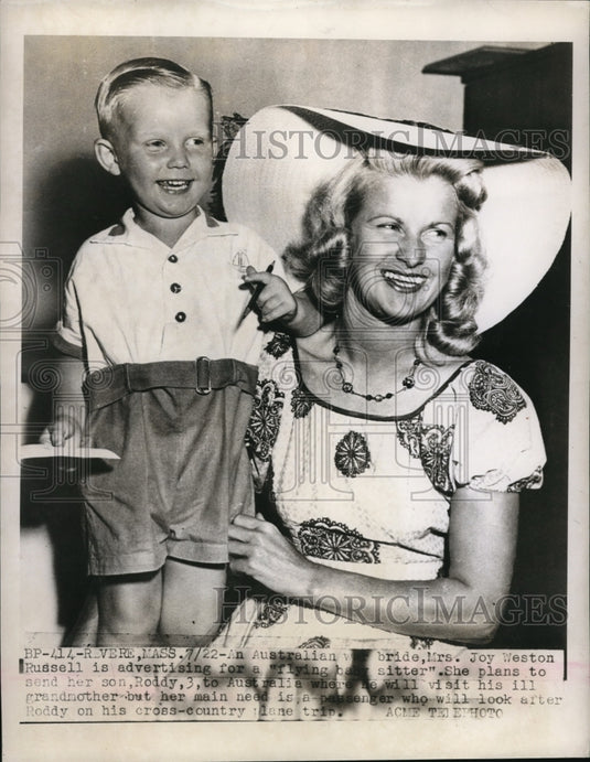 1949 Press Photo Australian war bride Joy Weston looking for flying baby sitter - Historic Images