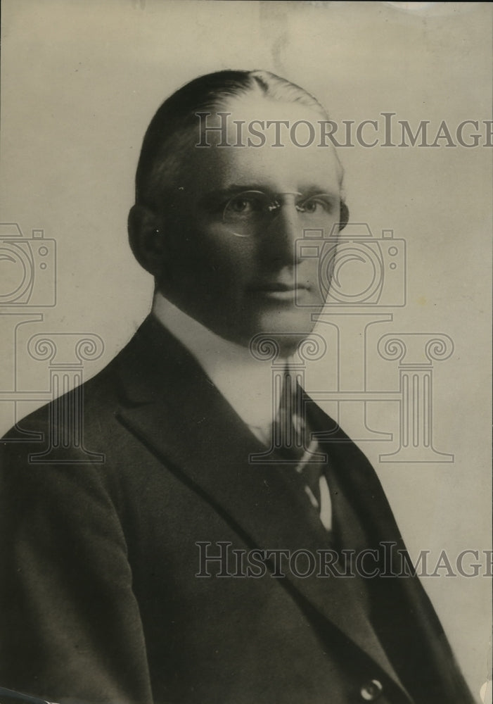 1921 Press Photo Manager of Foreign Trade Bureau Allen Walker - Historic Images