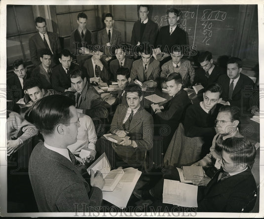 1941 Press Photo 34 engineering students of Rensselaer Polytechnic Institute - Historic Images