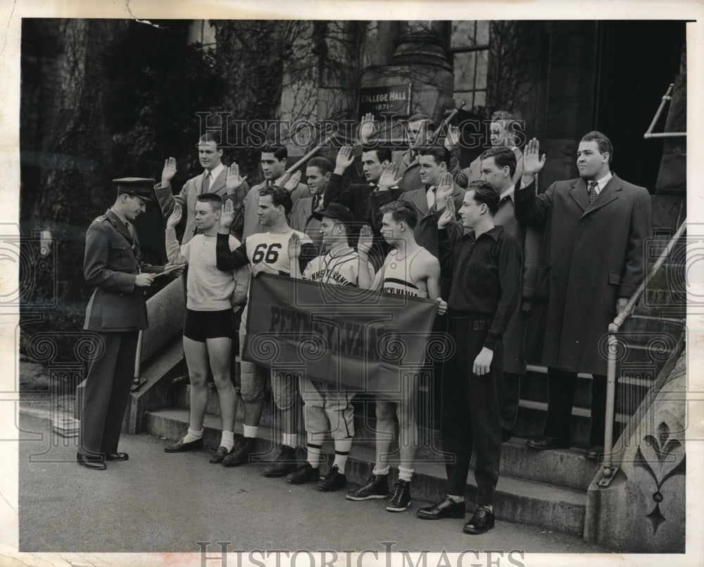 1942 Press Photo Penn Athletes join and take the oath of Marine Corps - Historic Images