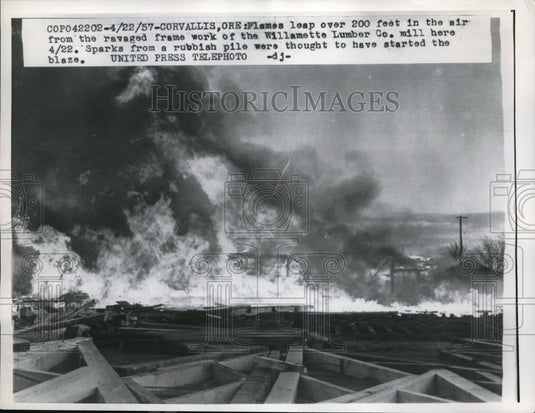 1957 Press Photo Wilmette Lumber Company Fire - Historic Images