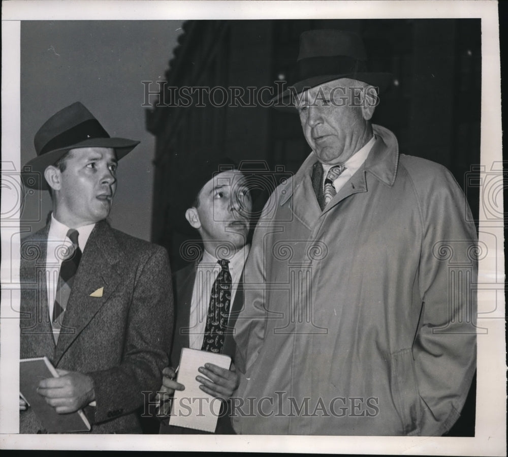 1947 Press Photo Frederick Reinicke Commissioner of Marine and Aviation - Historic Images