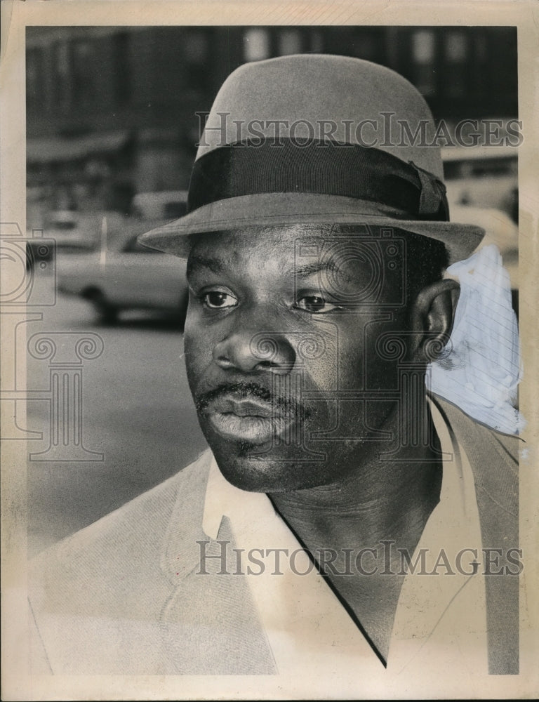 1967 Press Photo Joseph Malone resident of 6811 Hough Avenue - Historic Images