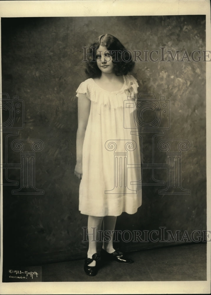 1923 Press Photo Letty Noles a child musical prodigy - Historic Images