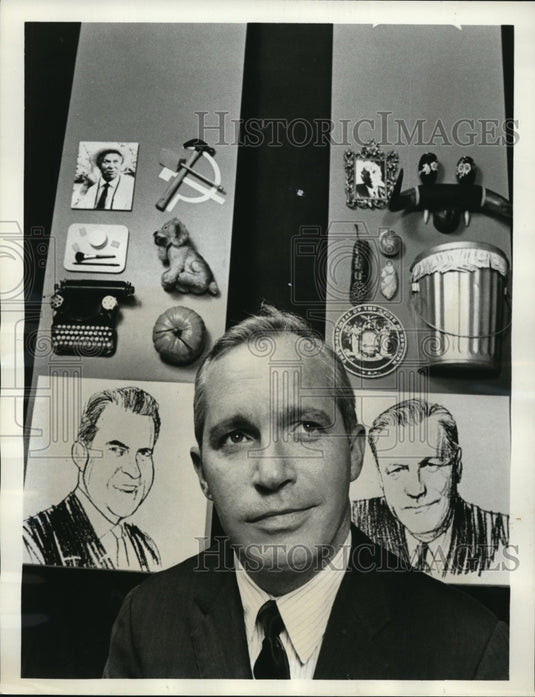 1964 Press Photo ABC anchorman, Frank Reynolds for convention coverage - Historic Images