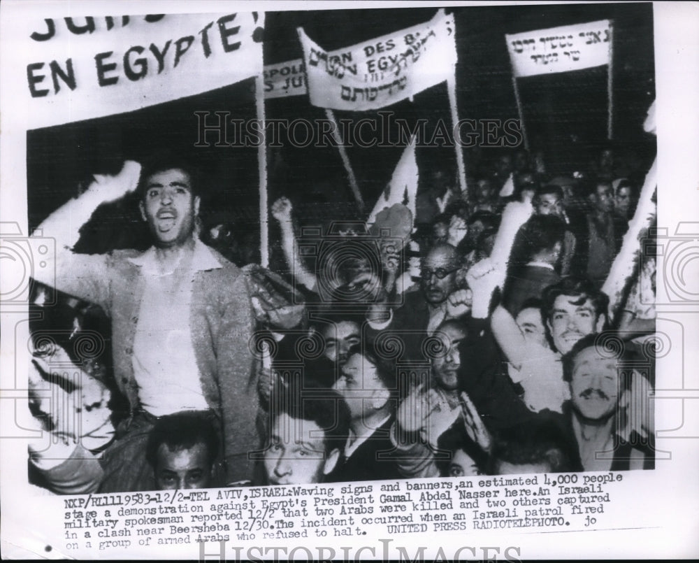 1956 Press Photo 4000 People Demonstrating Against Egypt&#39;s President Nasser - Historic Images