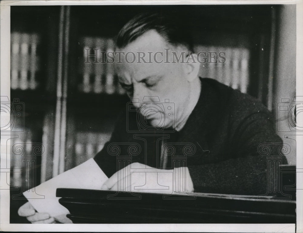 1937 Press Photo Donald Douglas Aircraft Company Trial - Historic Images