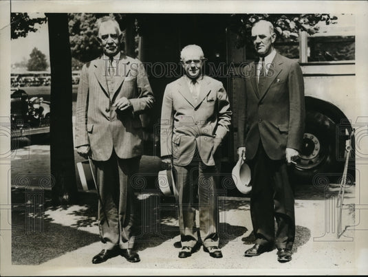 1933 Press Photo W.G. Fripp, George A. Nichol & R.D.Starbuck to send out notice - Historic Images