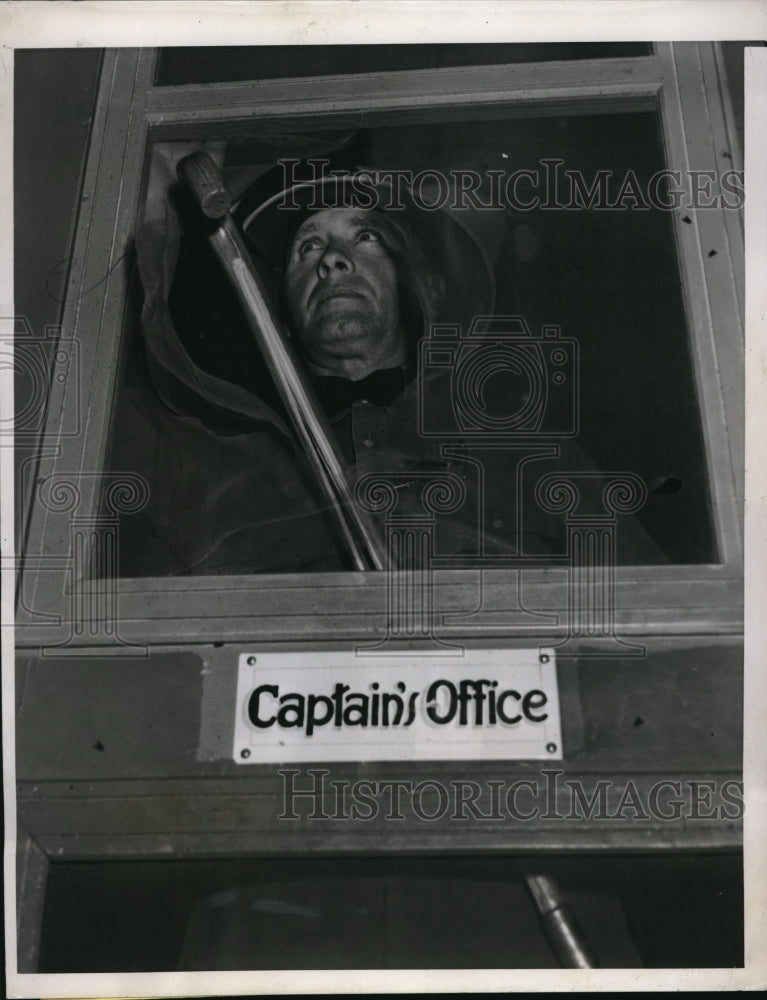 1937 Press Photo Guard Captain at Folsom Prison, James Gorannson - Historic Images