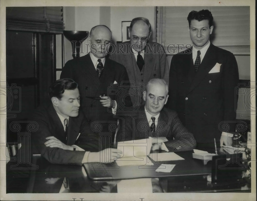 1937 Press Photo Benjamin Fairless, D. McDonald, P. Murray, V. Bittner, Golden - Historic Images