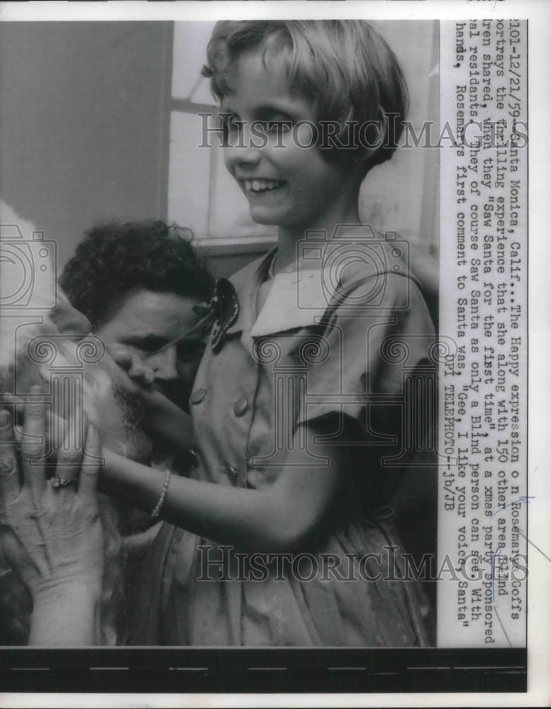 1959 Press Photo Rosemary Goffs who is blind Saw Santa for the first time - Historic Images