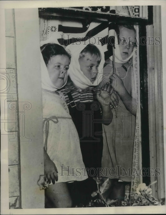 1939 Press Photo Rochester, NY Frances Pimm, Elmer Cummings,EM Pimm, have mumps - Historic Images