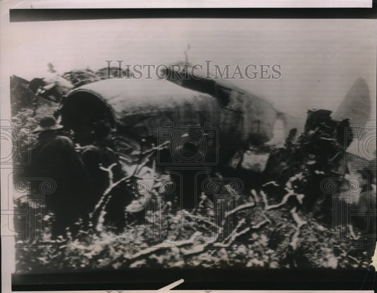 1939 Wreckage of the transport plane crashed in Los Angeles. - Historic Images