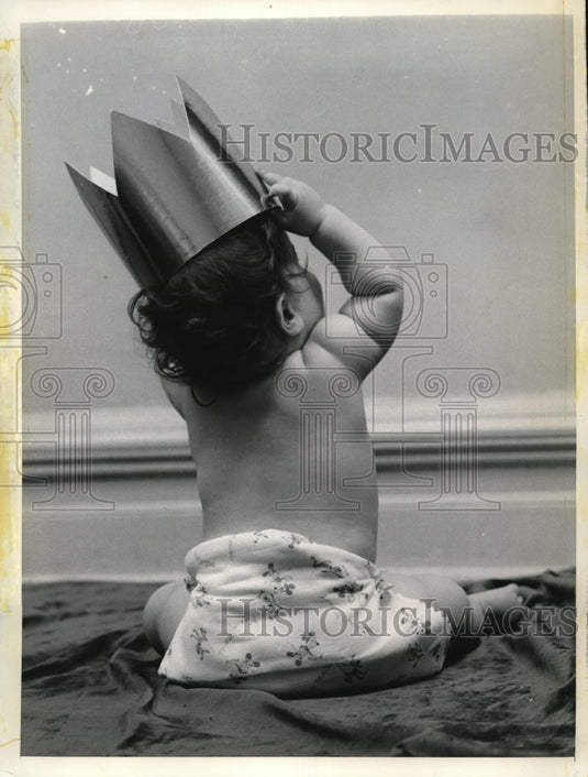 1956 Press Photo Jo Steinberg Named Queen Of National Baby Week Festivities - Historic Images