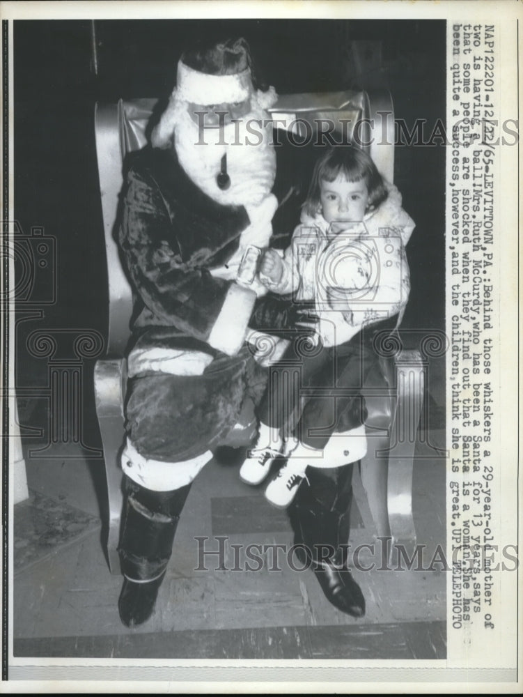 1965 Press Photo Ruth McCurdy as Santa - Historic Images