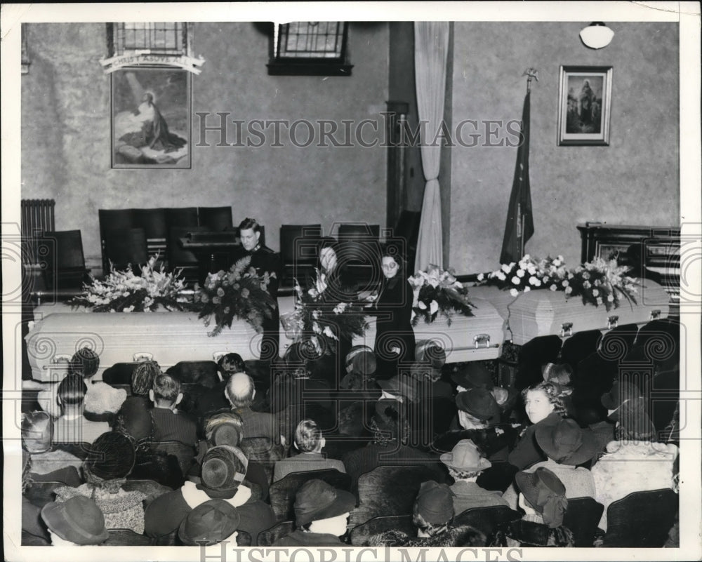 1941 Press Photo Mass Funeral Service For Dallas Transient Fire Victims - Historic Images