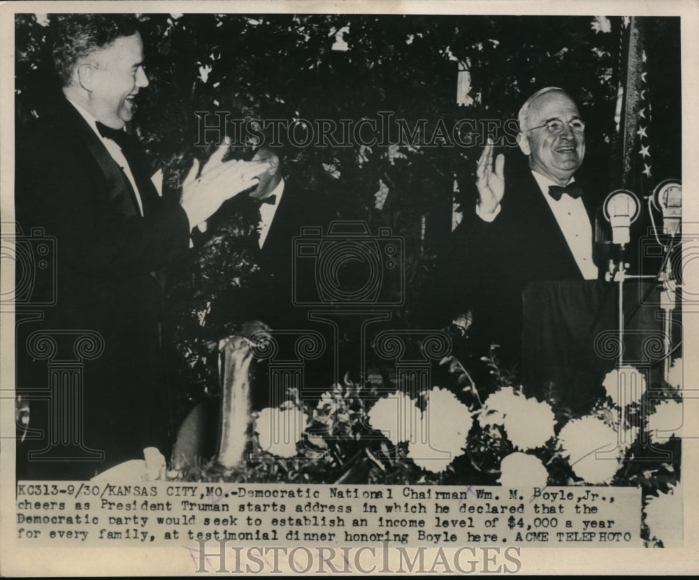 1949 Press Photo William M. Boyle Jr. Cheers as Pres. Truman Speaks - Historic Images