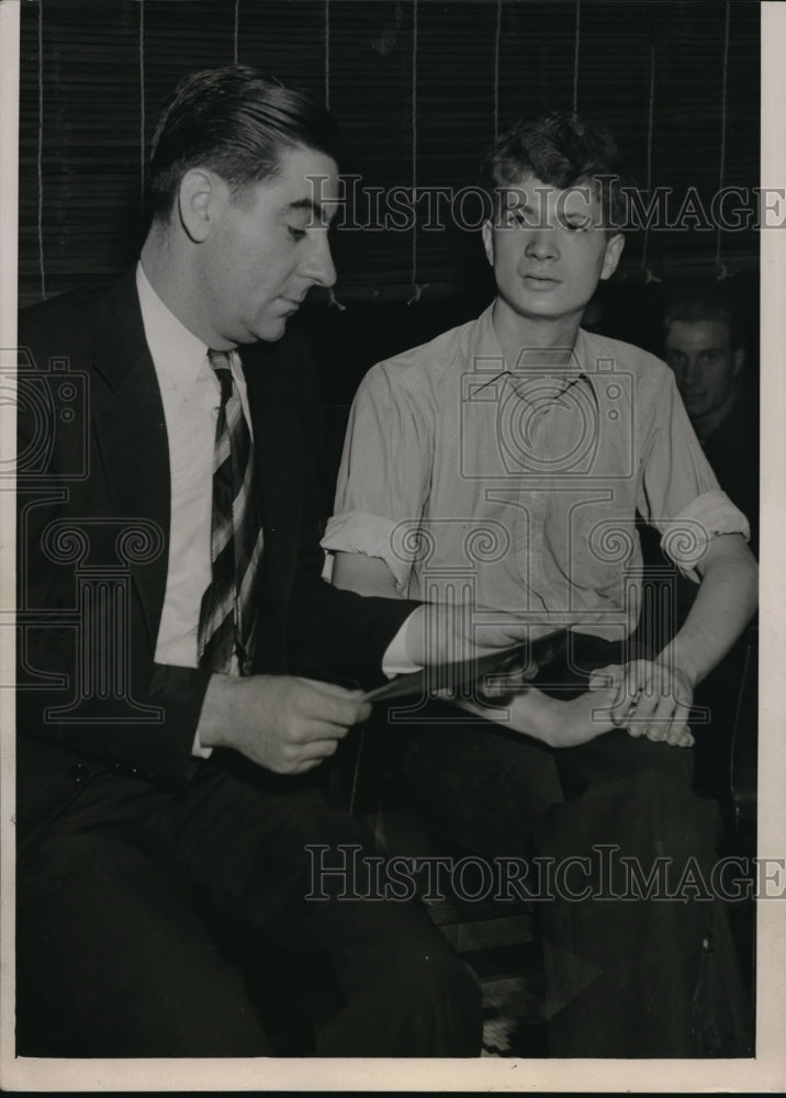 1936 Press Photo Roland Munrde confess to killing aged widow - Historic Images