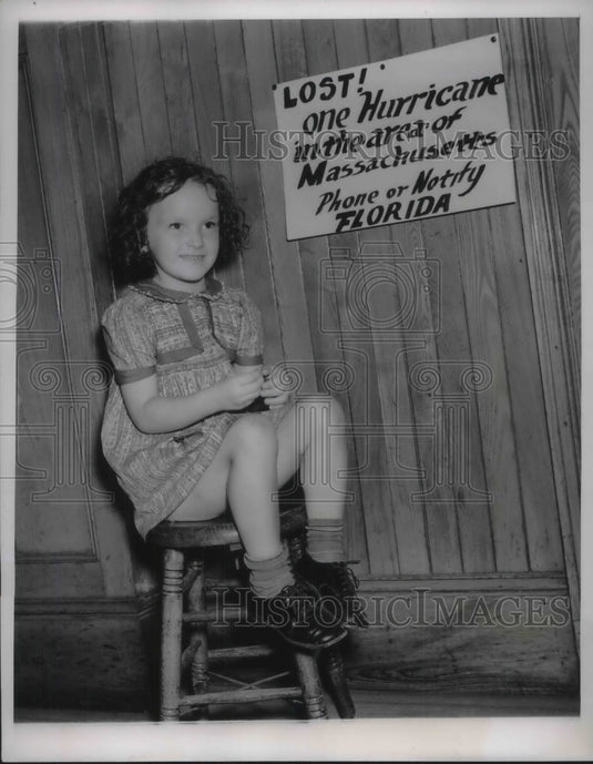 1938 Press Photo Springfield, Mass Rosemary Ferrites at flood refugee center - Historic Images