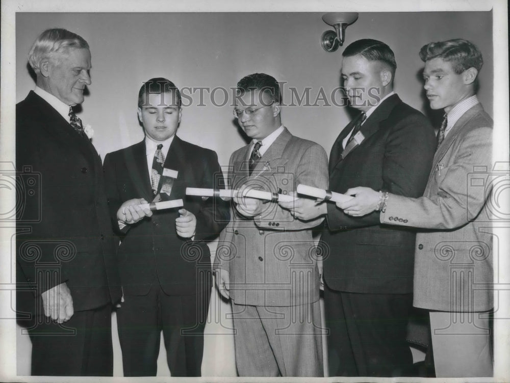 1947 Press Photo 4H Meat Animal Breeders Recognized At National Conference - Historic Images