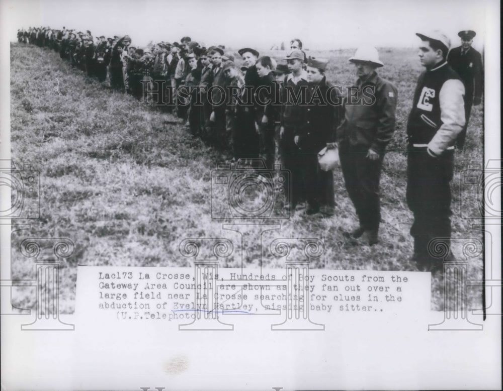 1953 Press Photo Boy Scouts Searching for Abductee Evelyn Hartley - Historic Images