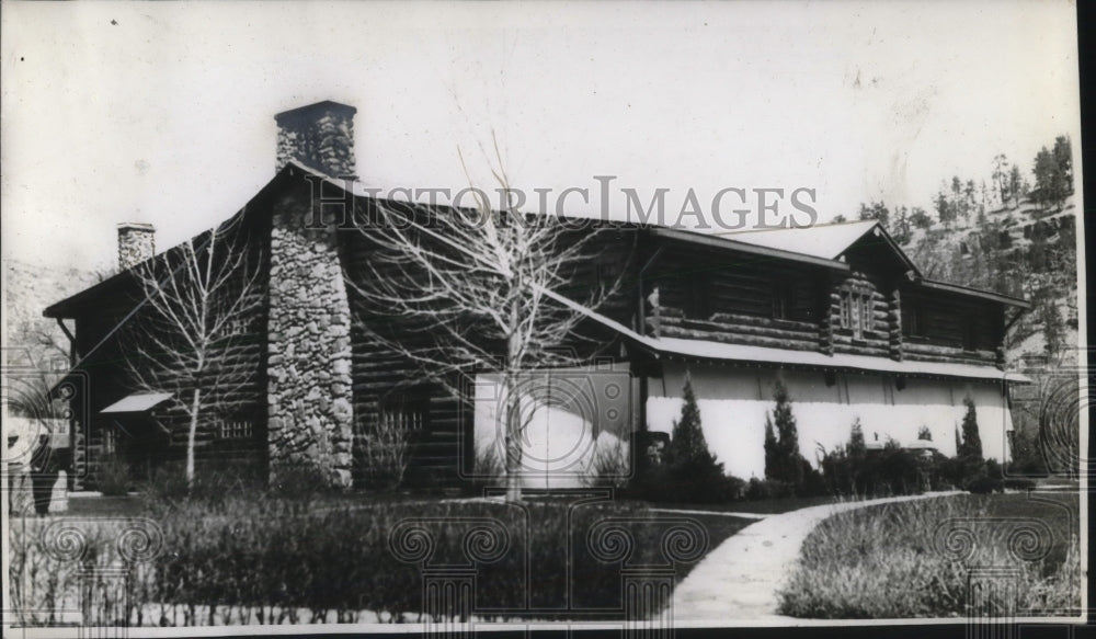 1940 Press Photo General view of a house. - Historic Images