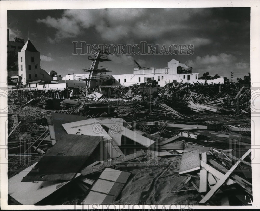 1956 Press Photo Remains of McFadden-deauville Hotel After Demolition - Historic Images