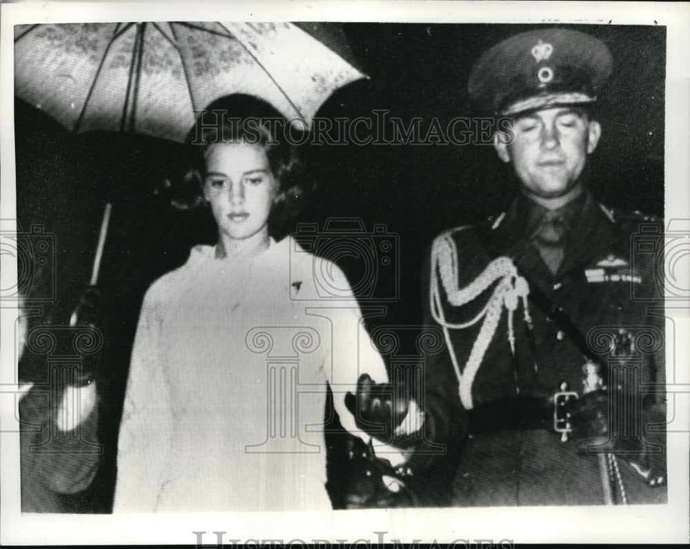 1964 Press Photo Greece King Constantine 7 Queen Anne Maria on there honeymoon - Historic Images