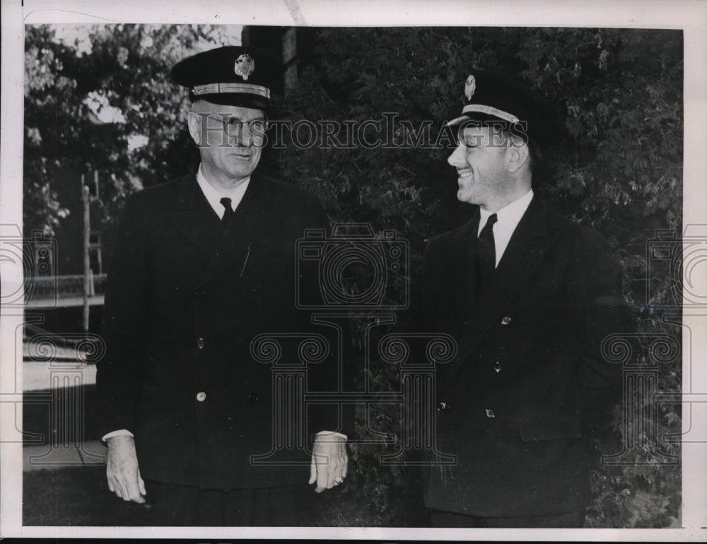 1937 Press Photo General Charles Martin Mgr of Veterans Facility &amp; Dr Yokley- Historic Images