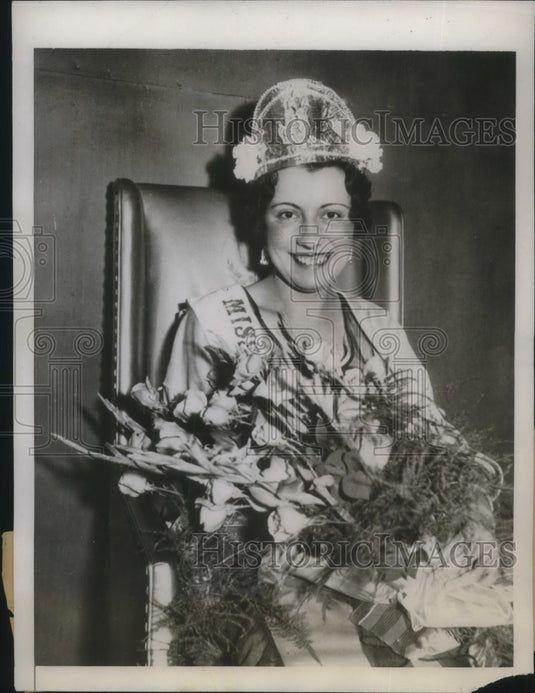 1933 Chicago Lucille Audy Queen of French/Canadian Day, ship Noronic - Historic Images