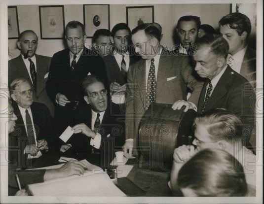 1938 Press Photo Judge Pecora reads names of Hines Jury Panel - Historic Images