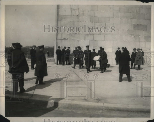 1923 Press Photo WW Veteran Albert Seip dies in leap from Washington Monument - Historic Images