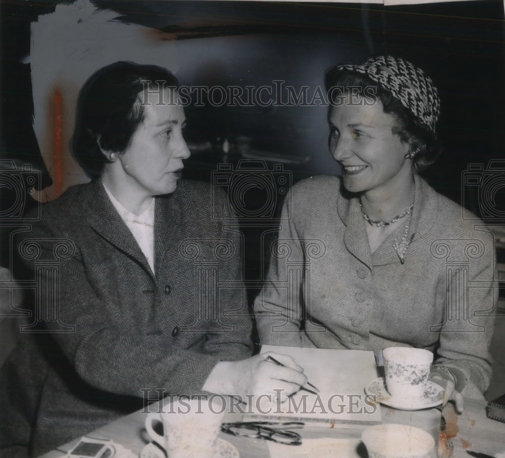 1953 Press Photo Mrs. Edward Butler heads Women&#39;s Committee of Community Chest - Historic Images