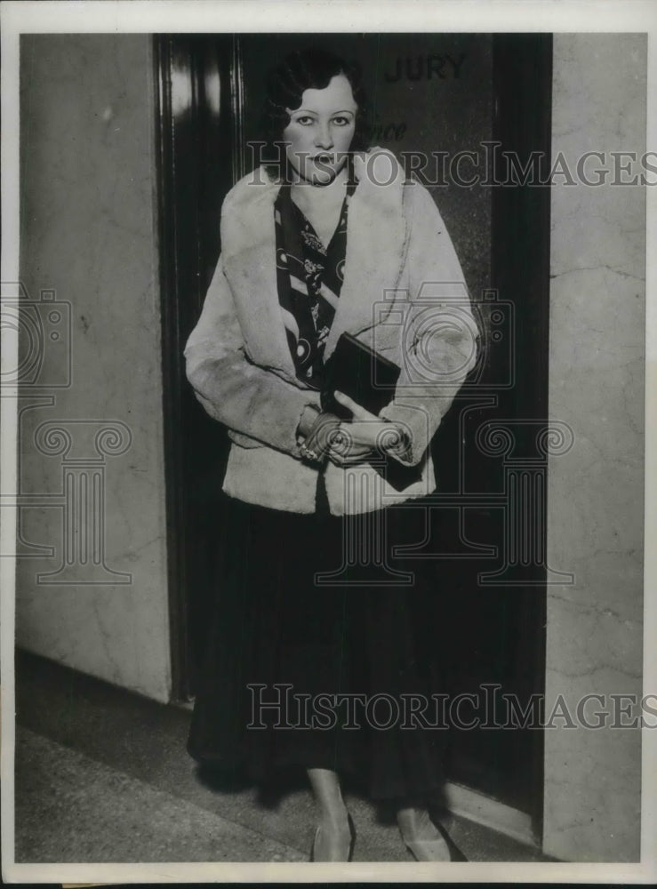 1932 Press Photo Stenographer Patricia Parks Testifies At Trial For Her Attack - Historic Images