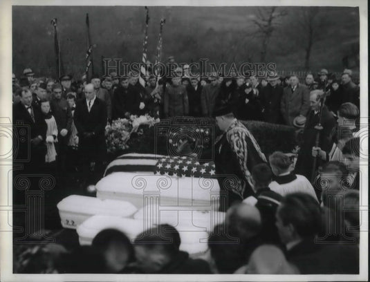 1935 Press Photo Funeral of five Dempseys in Perrysville, PA - Historic Images